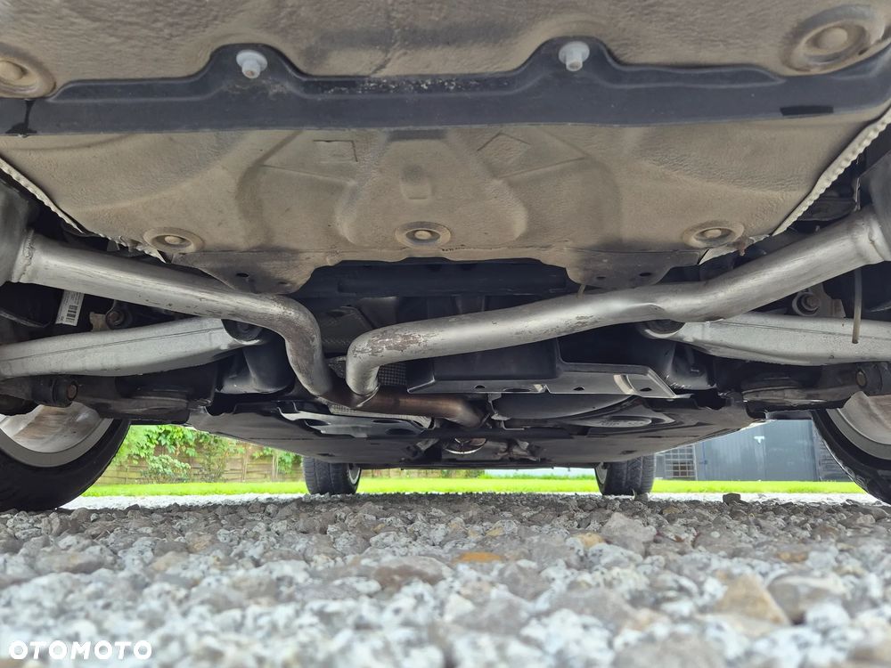 Audi A6 Avant 2.0 TDI Ultra DPF - 14