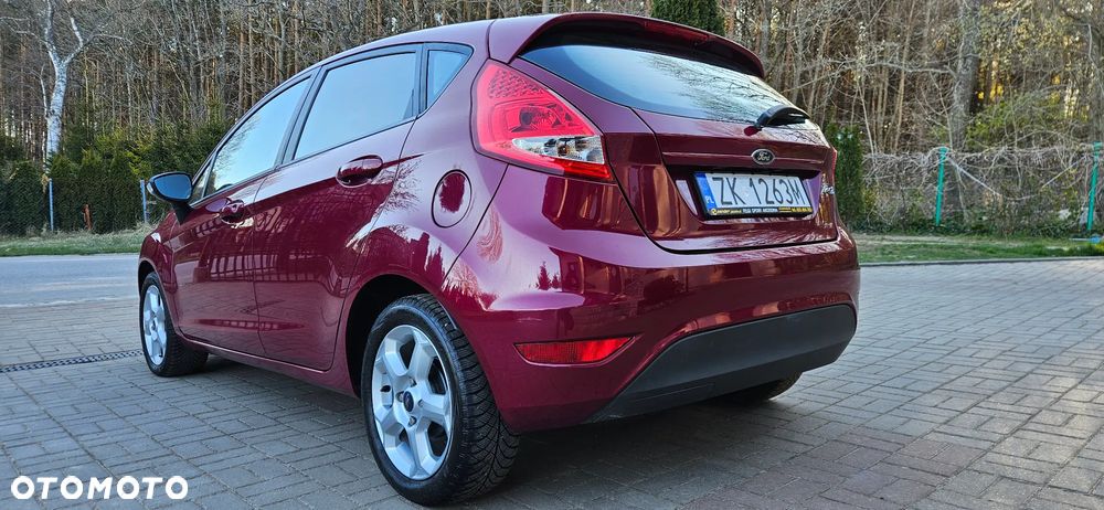 Ford Fiesta 1.25 Champions Edition - 5