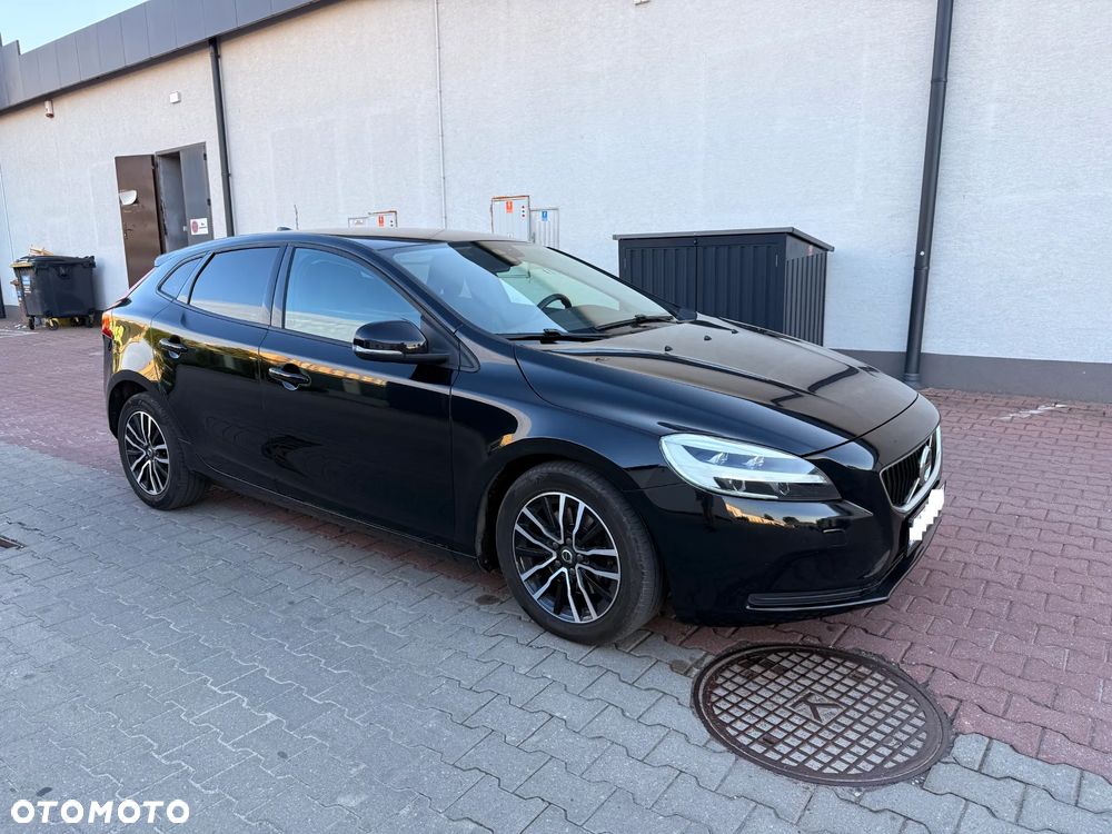 Volvo V40 T2 Drive-E Momentum - 9