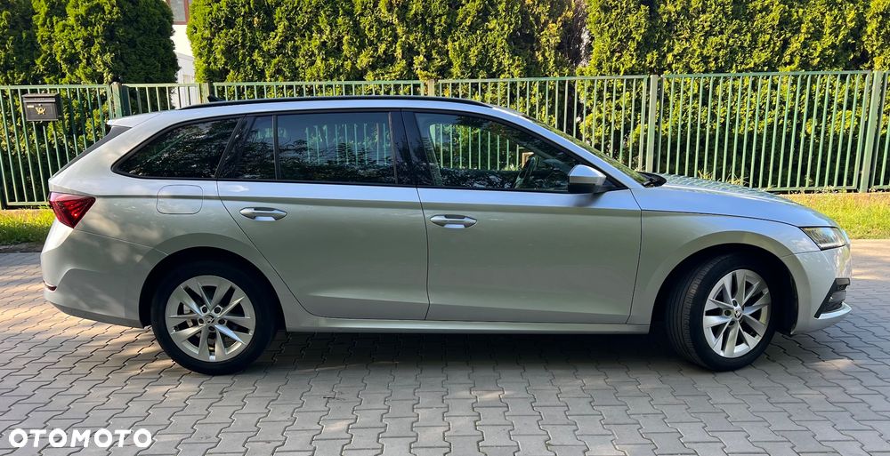 Skoda Octavia 1.5 TSI ACT Ambition - 4