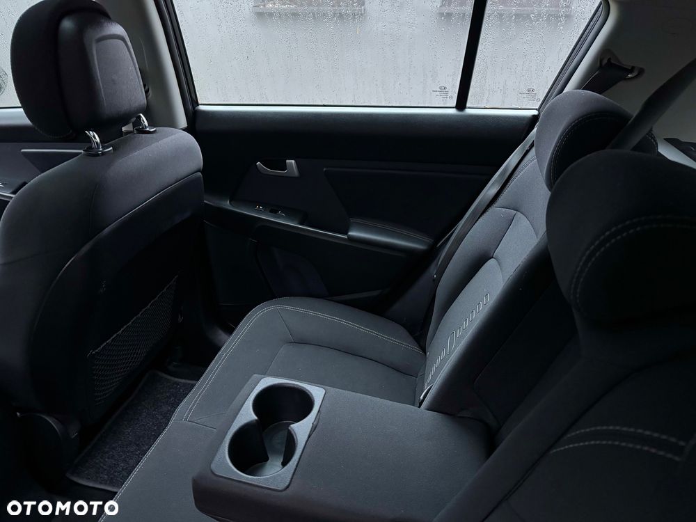 Kia Sportage 2.0 CRDI 4WD Dream-Team Edition - 9