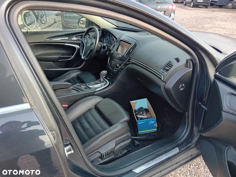 Opel Insignia - 12