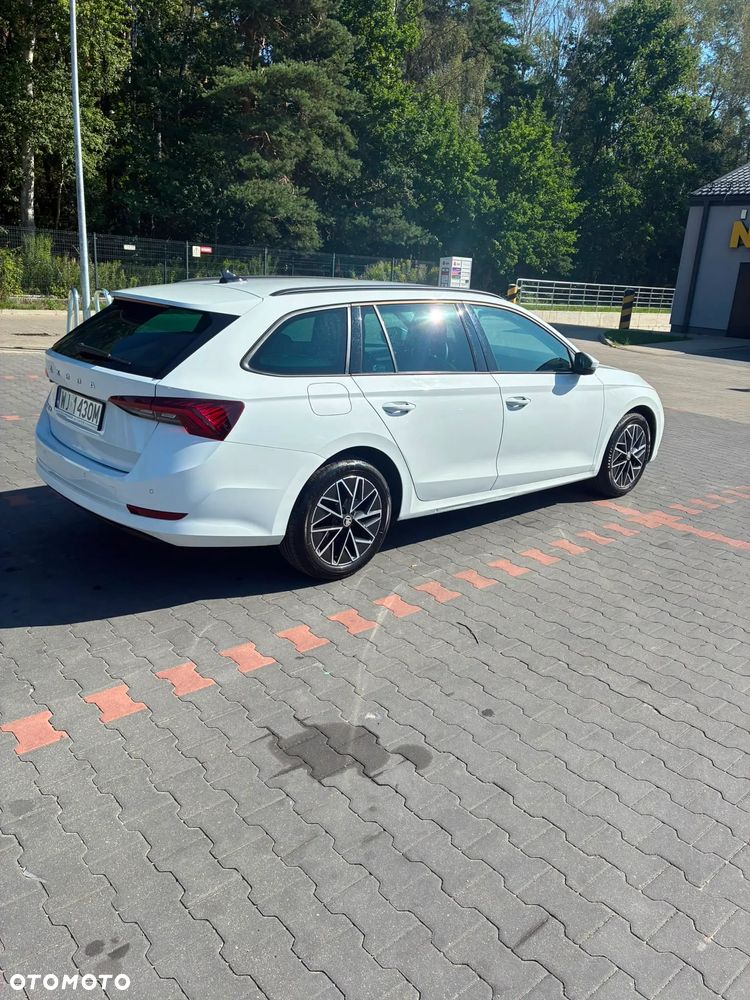 Skoda Octavia 1.5 TSI ACT Ambition - 4