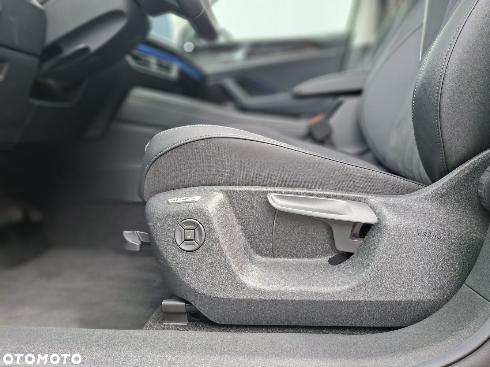 Volkswagen Tiguan 1.5 TSI EVO Elegance DSG - 12