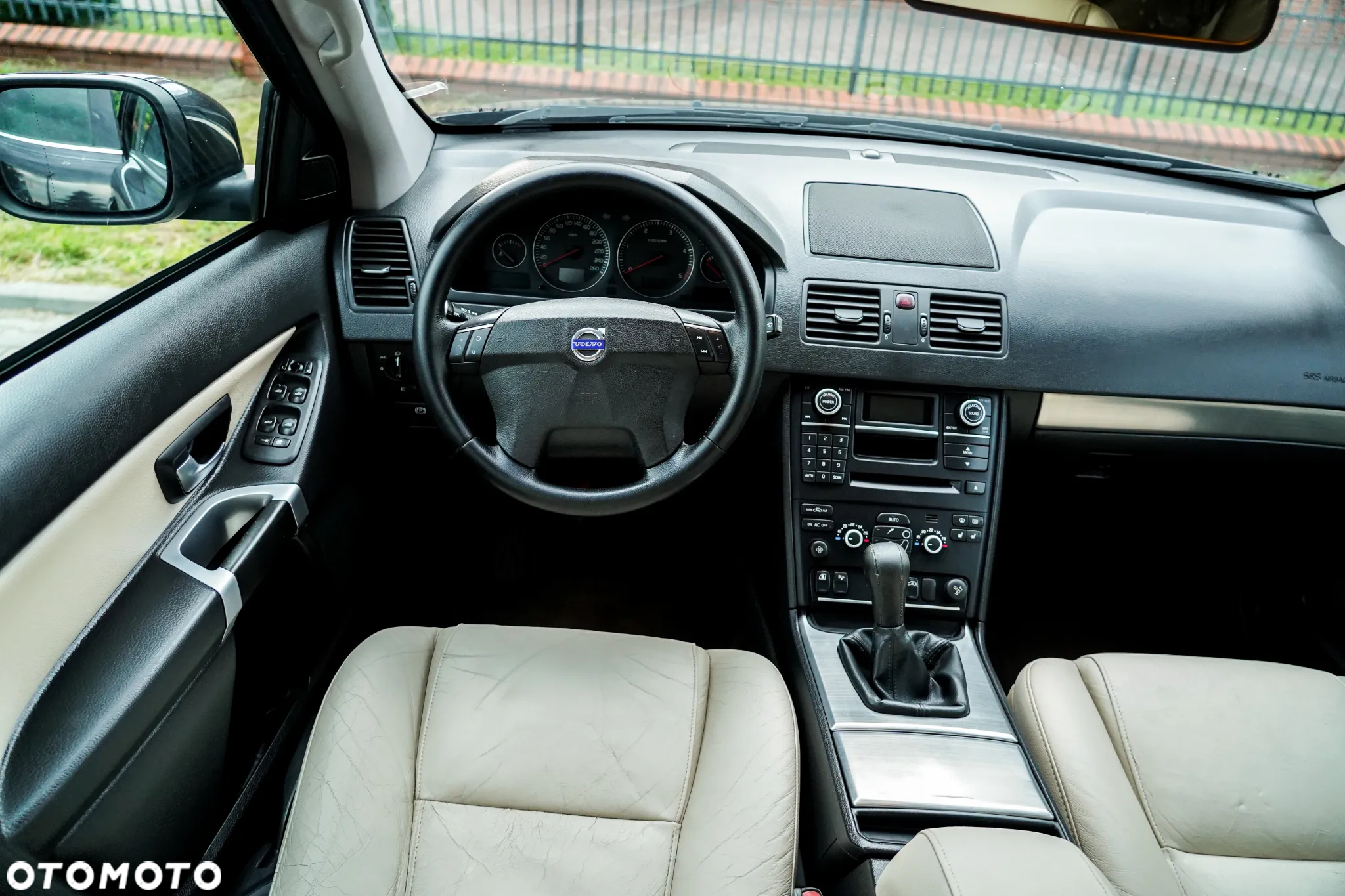Volvo XC 90 D5 Sport - 27