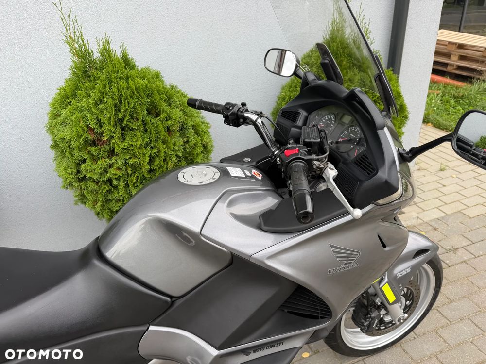 Honda NTV - 25