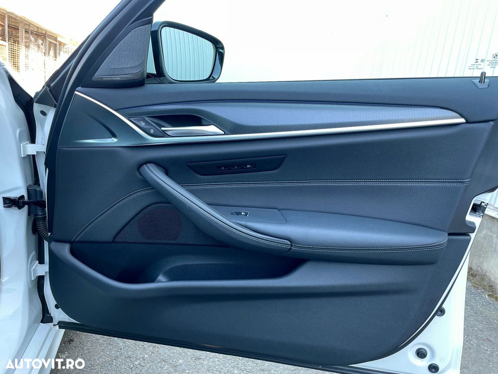 BMW Seria 5 520i Aut. M Sport Edition - 13