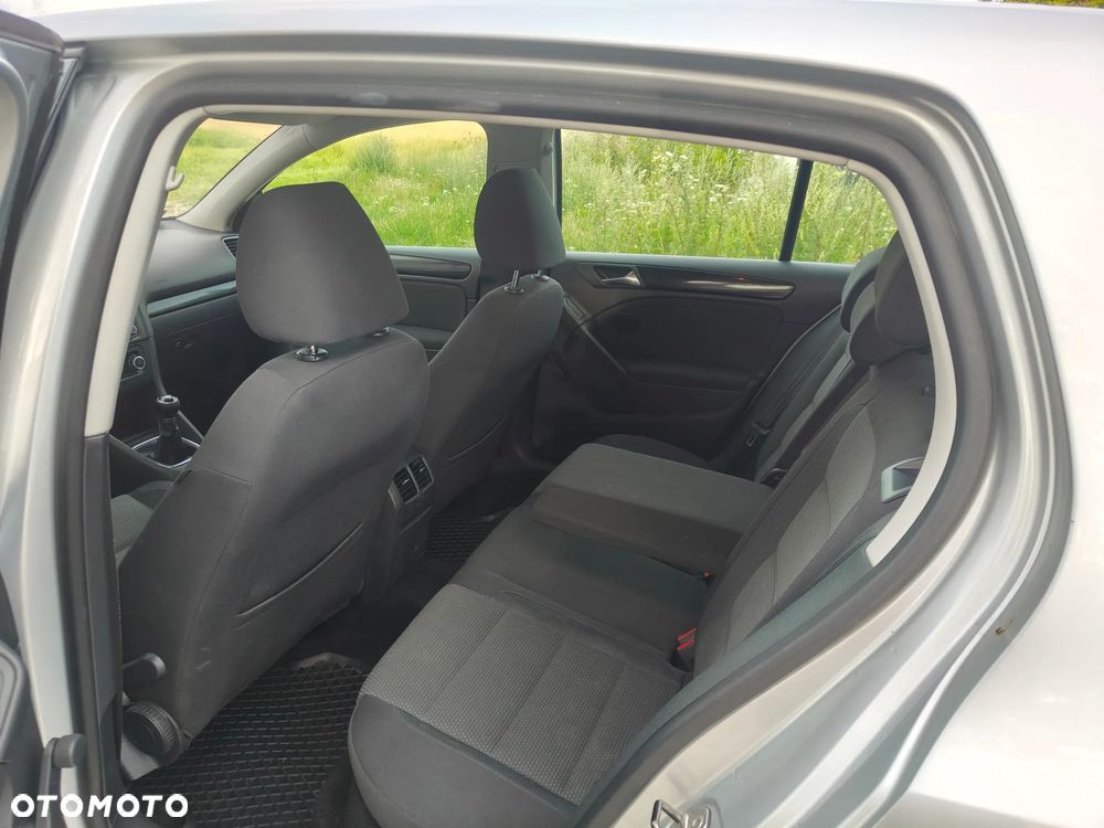 Volkswagen Golf 1.6 Tour - 6