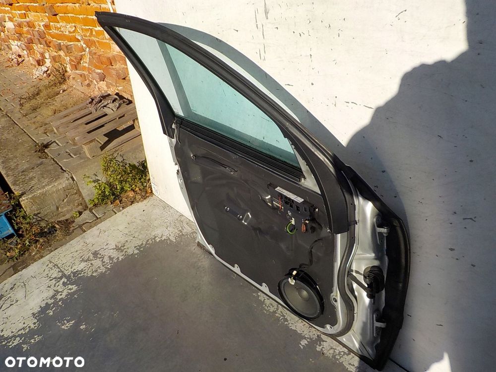 41 MERCEDES W211 SEDAN LIFT DRZWI LEWE PRZÓD PRZEDNIE C 775 - 2