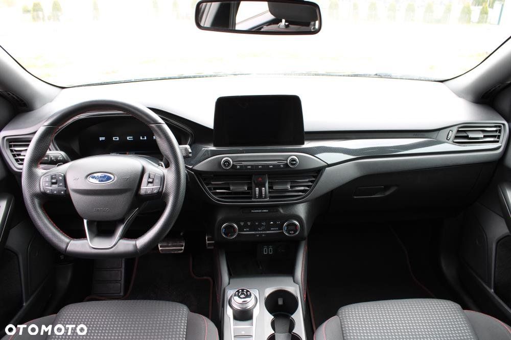 Ford Focus - 26