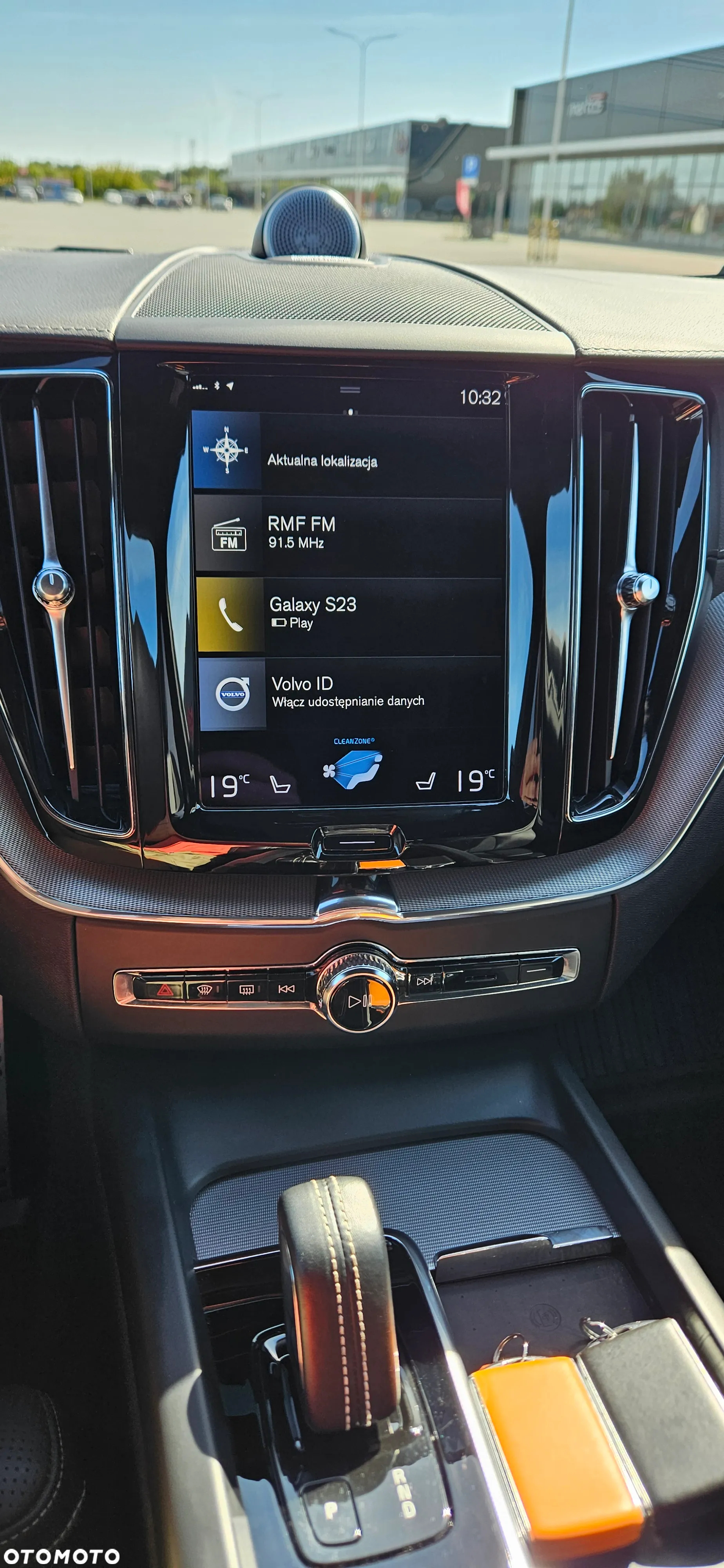 Volvo XC 60 B4 B R-Design - 24