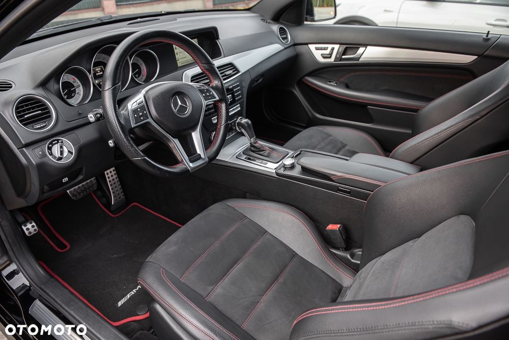 Mercedes-Benz Klasa C 200 7G-TRONIC Edition - 15