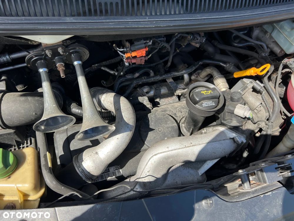 Volkswagen Caravelle L2 - 23