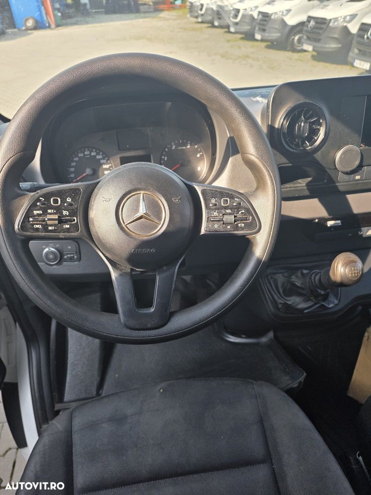 Mercedes-Benz Sprinter - 6