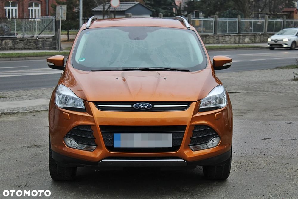 Ford Kuga - 2