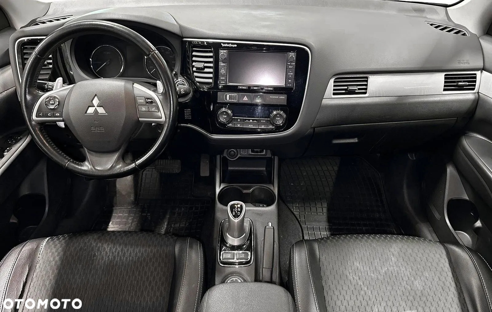 Mitsubishi Outlander 2.0 4WD Plug-In Hybrid - 7