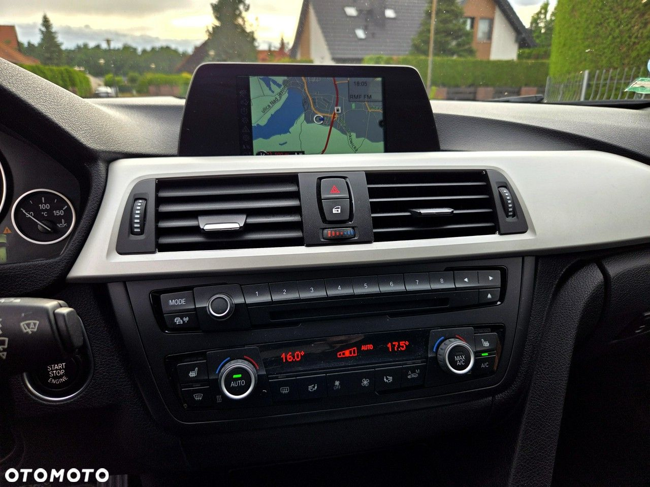 BMW Seria 3 320d DPF Touring - 15