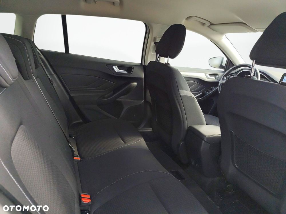 Ford Focus - 16