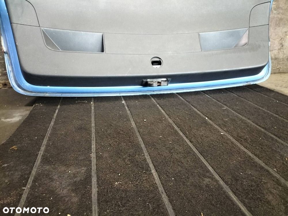 KOMPLETNY TYŁ KLAPA BAGAŻNIKA ZDERZAK PDC LAMPY VOLKSWAGEN GOLF V HB LC5G - 17
