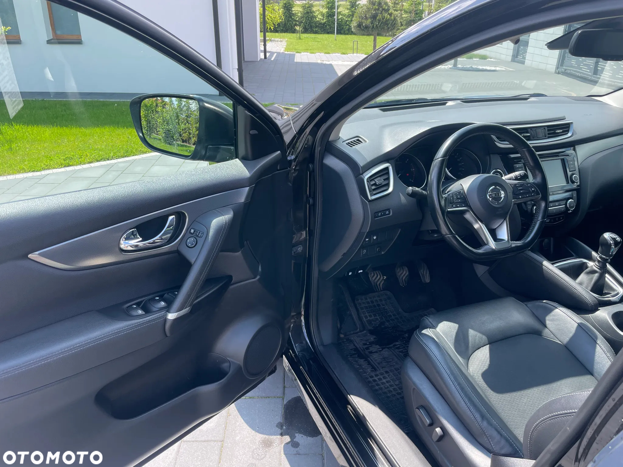 Nissan Qashqai 1.7 dCi N-Connecta - 10