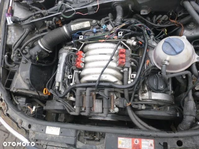 SILNIK AUDI A4 B5 2.4 V6 APS 121KW - 2