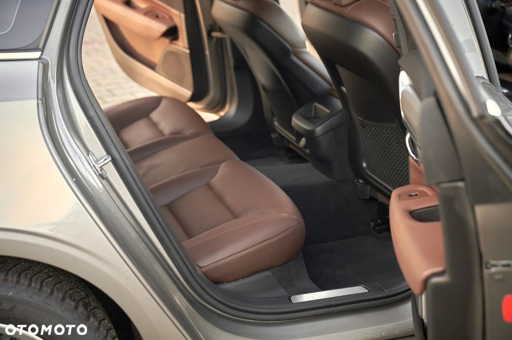 Volvo V90 B4 B Geartronic Momentum Pro - 29