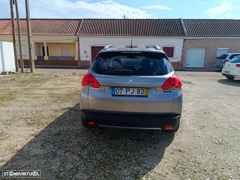 Peugeot 2008 1.6 e-HDi Allure - 4