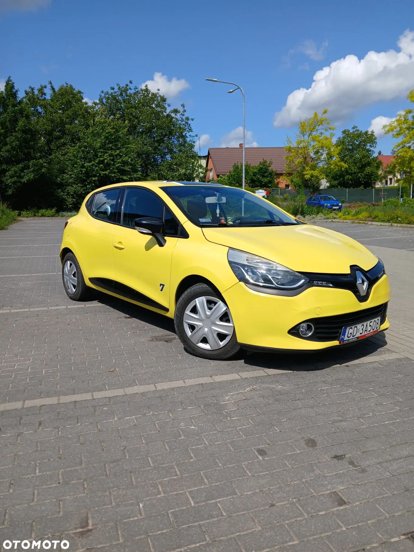 Renault Clio - 1