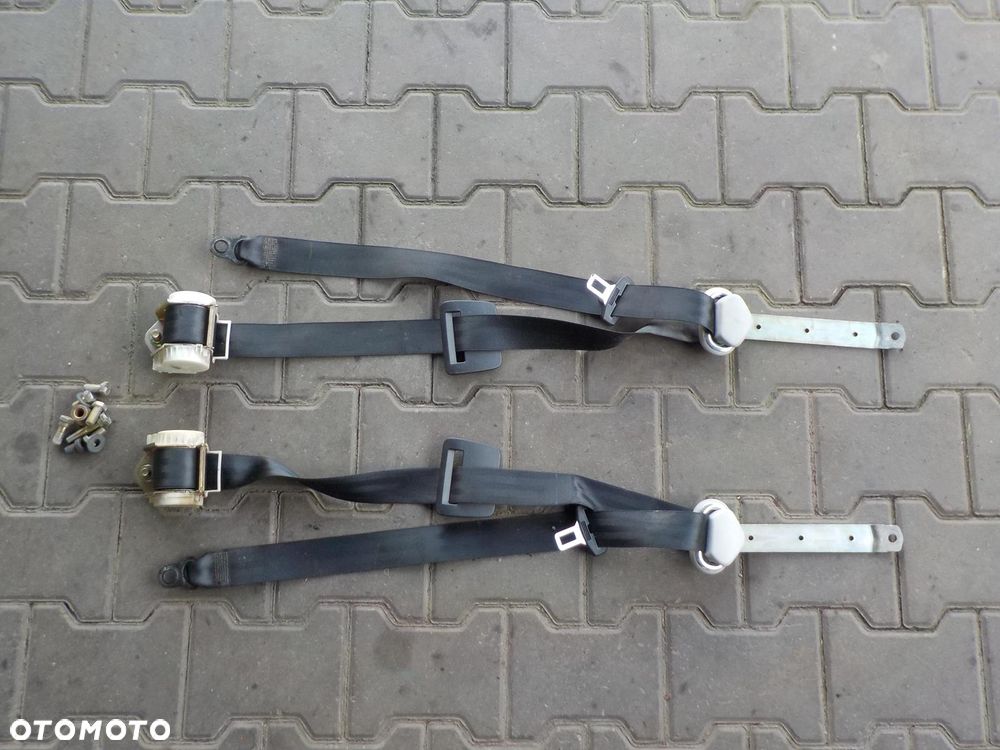 VW T5 PAS PASY BEZPIECZEŃSTAWA TYŁ TYLNE III RZĄD - 2