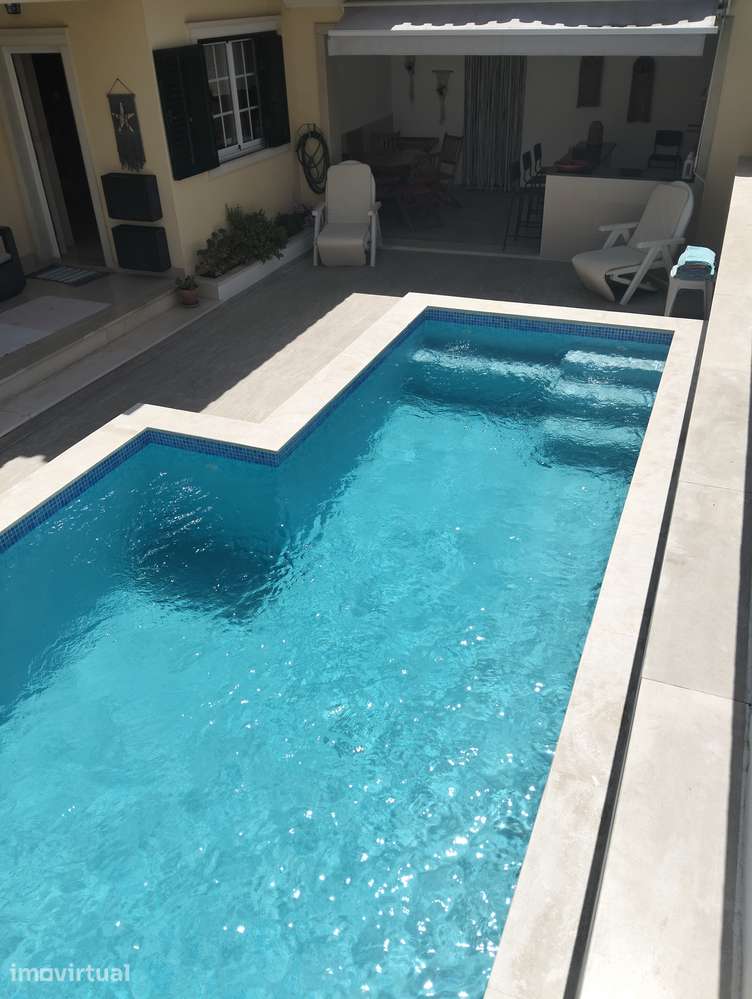 Moradia T5 isolada com piscina nas Quintinhas – Charneca da Caparica - Grande imagem: 3/60