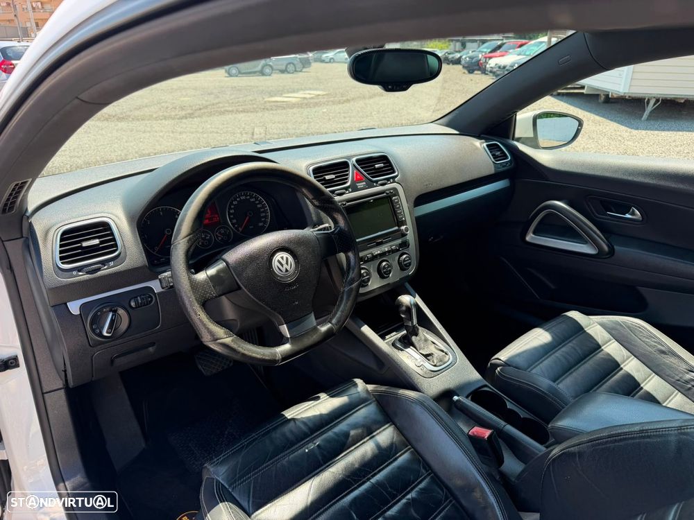 VW Scirocco 2.0 TDI Sport DSG - 7