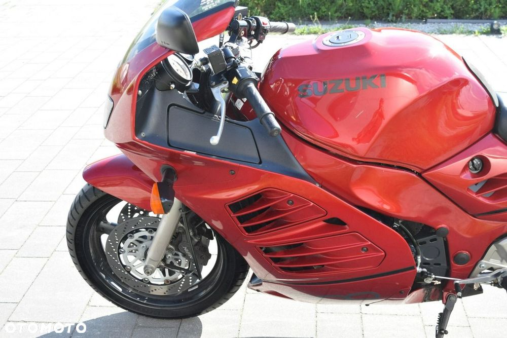 Suzuki RF - 5