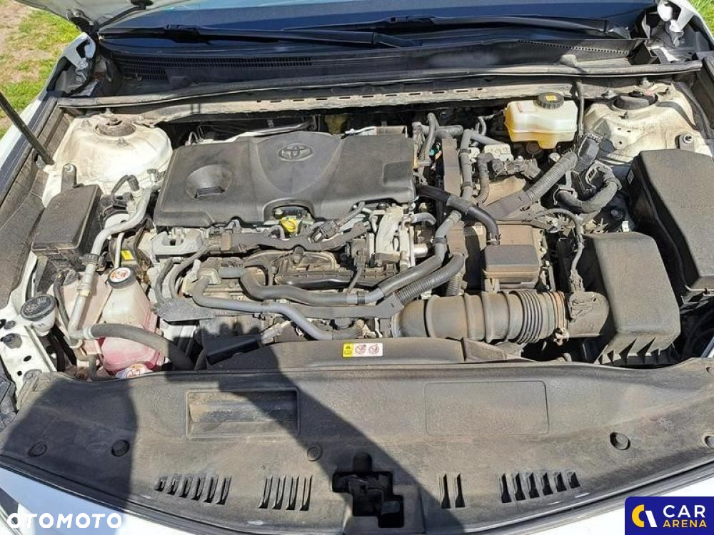 Toyota Camry - 20