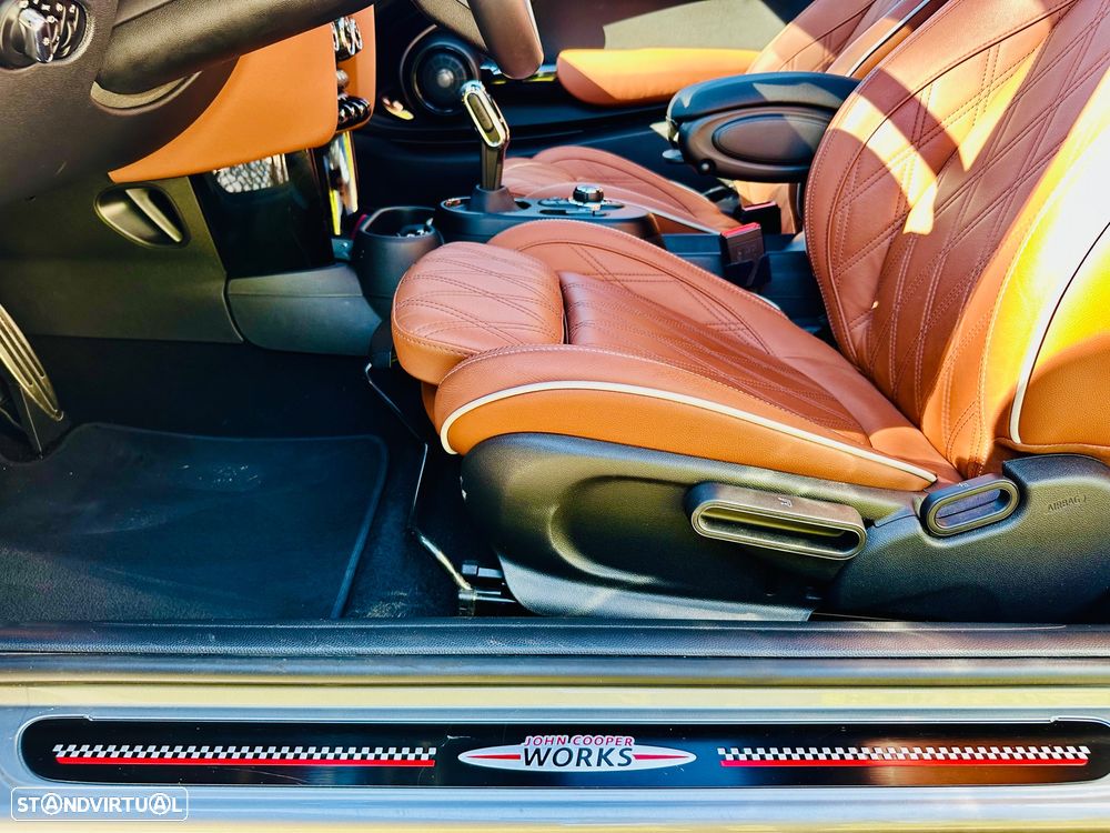 MINI 3 Portas John Cooper Works Plus Auto Desportiva - 22