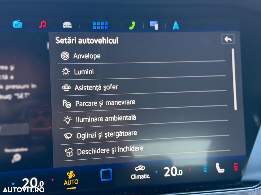 Volkswagen Touareg V6 TDI 4MOTION Elegance - 12