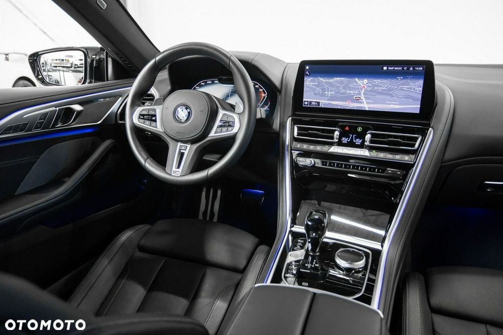BMW Seria 8 M850i xDrive - 29