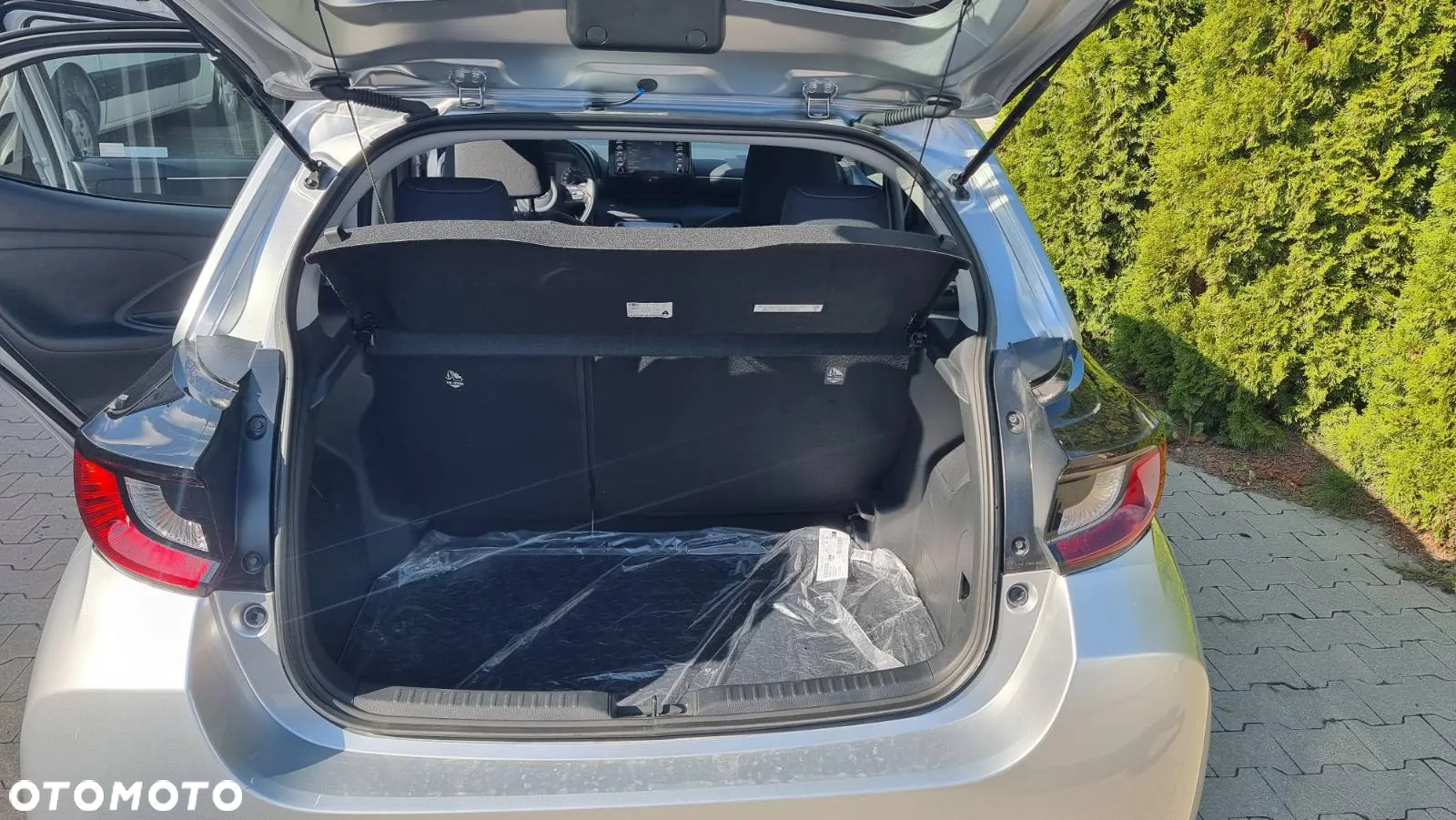 Toyota Yaris Hybrid 1.5 Comfort - 6