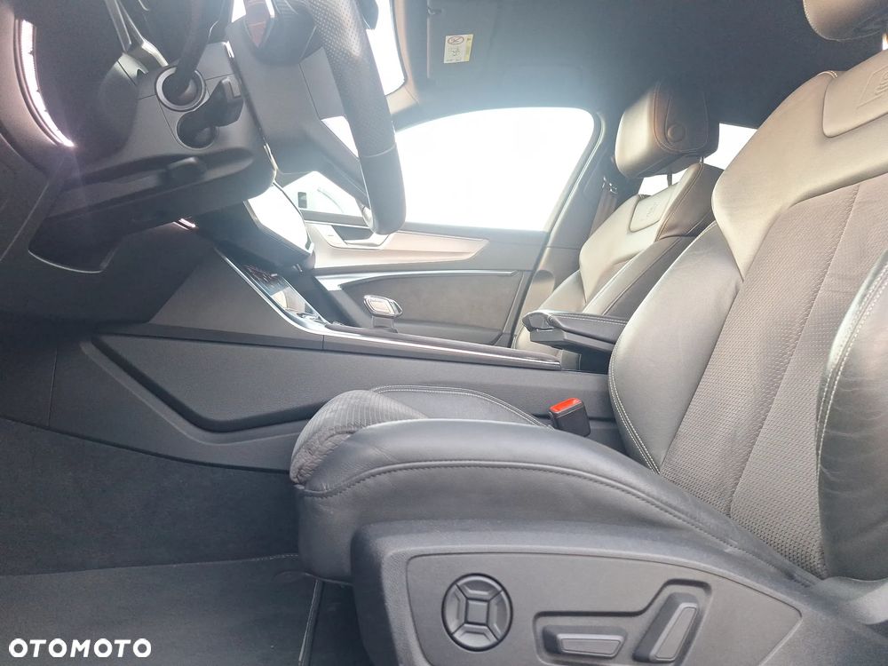 Audi A6 Avant 45 TFSI quattro S tronic - 13