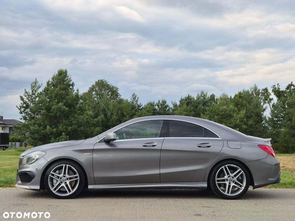 Mercedes-Benz CLA AMG 45 4-Matic - 2