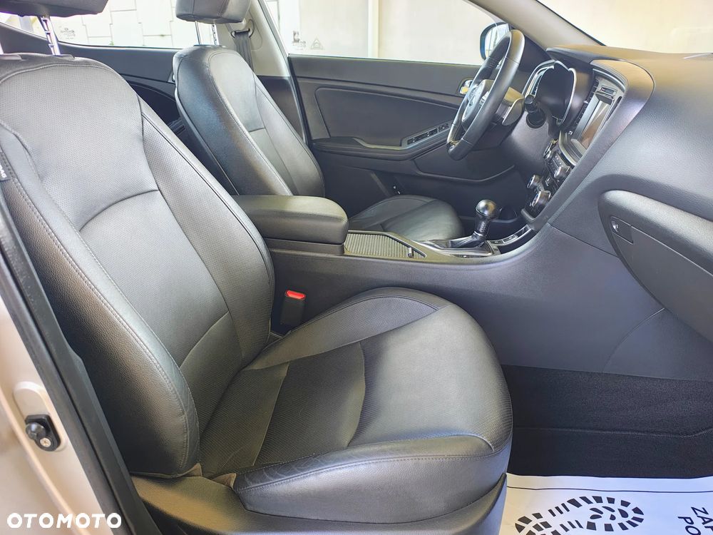Kia Optima 1.7 CRDI Automatik Edition 7 - 24