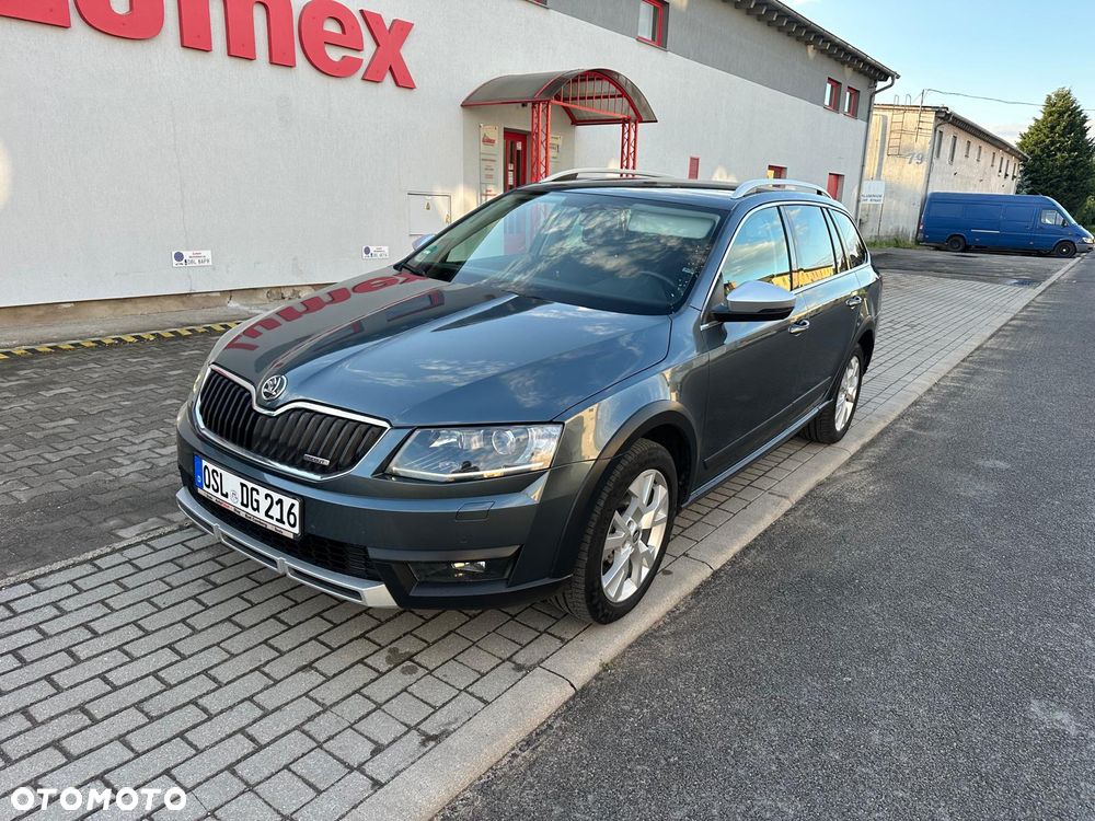Skoda Octavia Scout 2.0 TDI 4x4 - 1