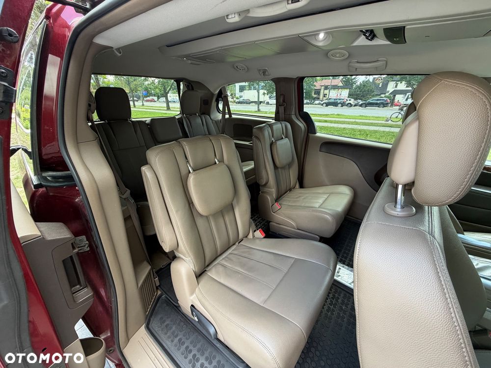 Chrysler Town & Country 3.6 Touring - 10