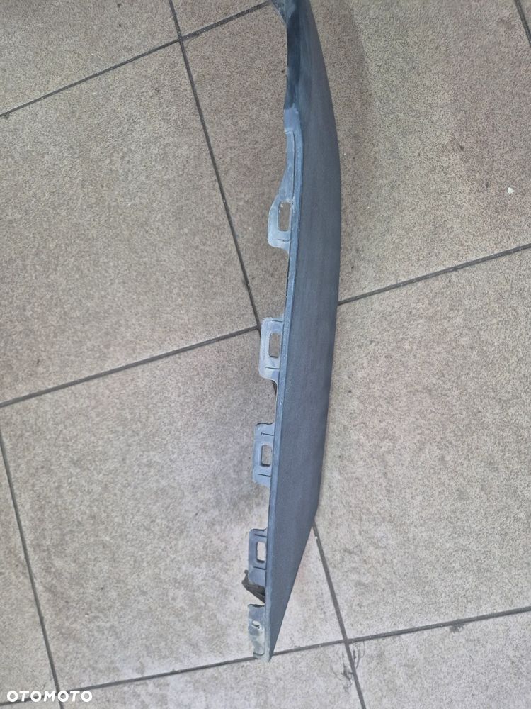 LISTWA PRAWA POD LAMPĘ IVECO DAILY III IV LIFT  11-14r. - 2