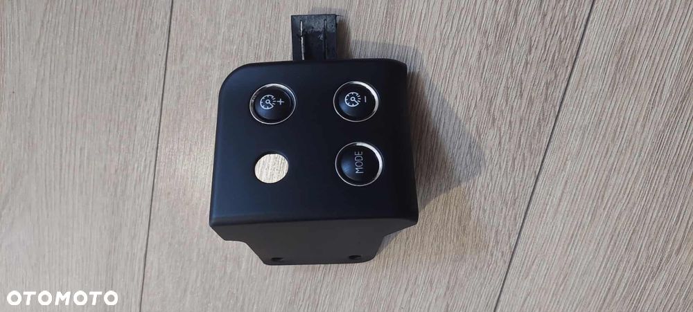 MASERATI QUATTROPORTE GRANTURSIMO PANEL KLIMATYZACJI PRZYCISKI ODNOWIENIE REGENERACJA CZĘŚCI - 4