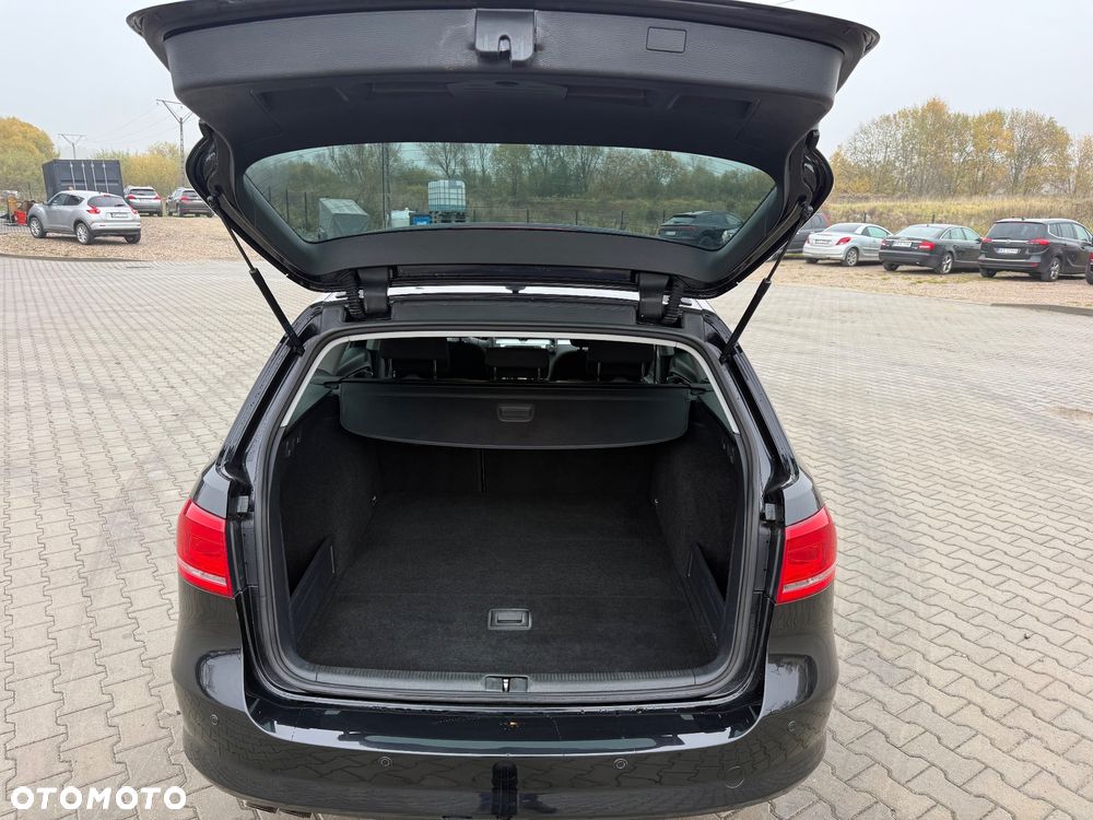 Volkswagen Passat 2.0 Blue TDI SCR Comfortline - 8
