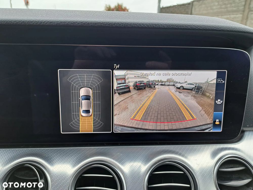 Mercedes-Benz Klasa E 220 d 9G-TRONIC - 11