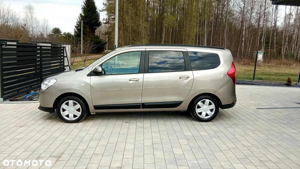 Dacia Lodgy 1.6 MPI 85 Ambiance - 4