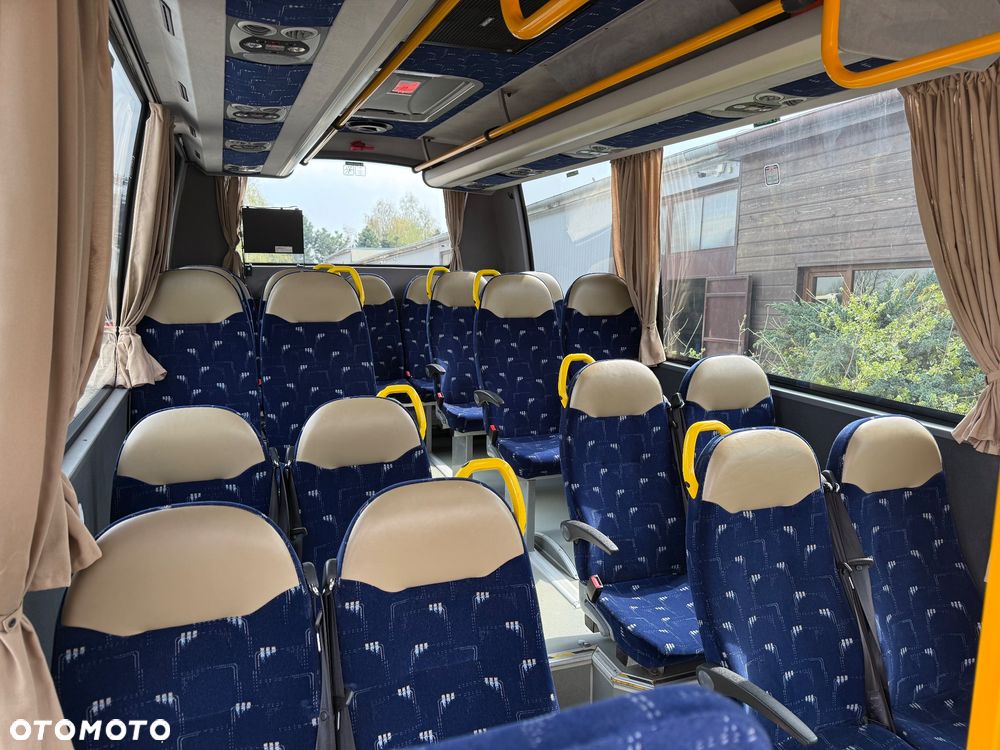 Iveco Rosero First - 11