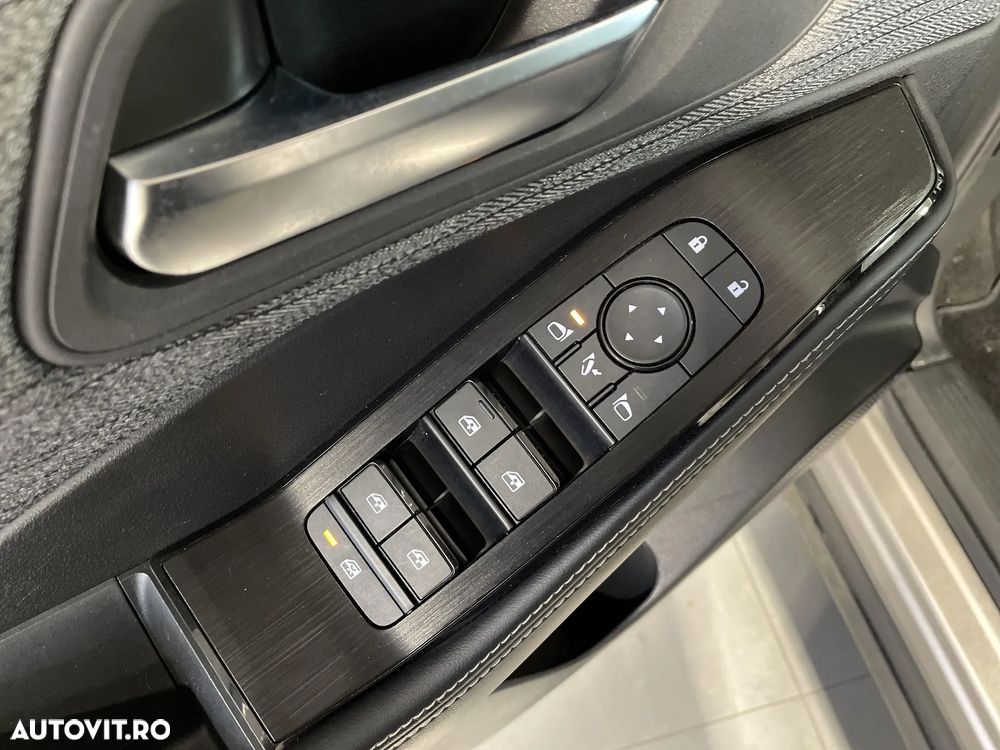 Nissan X-Trail ePower 5 locuri N-Connecta - 14