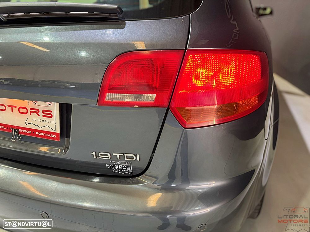 Audi A3 Sportback 1.9 TDi S-line - 11